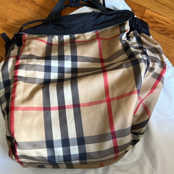 Burberry Vintage Tote EUC - Picture 9 of 16